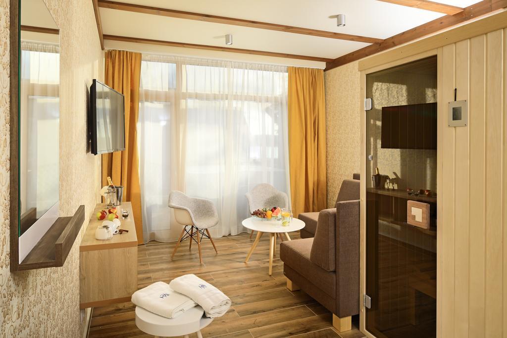 Hotel Resort Relax Dolni Vltavice Экстерьер фото