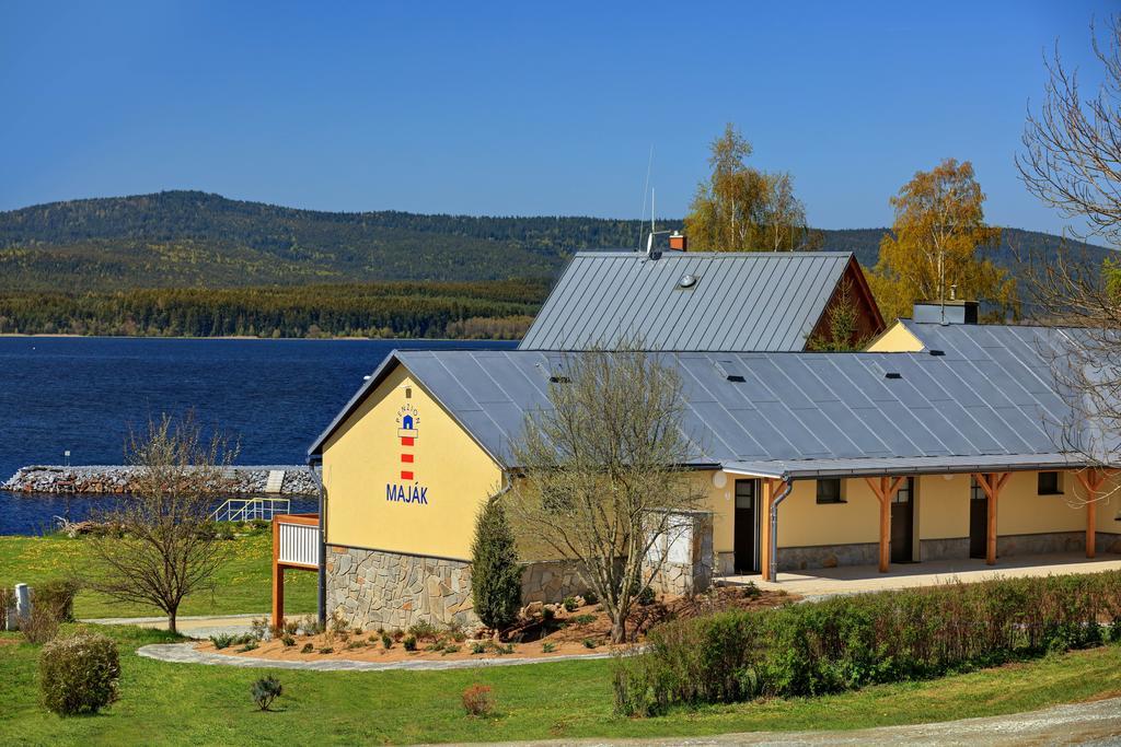 Hotel Resort Relax Dolni Vltavice Экстерьер фото